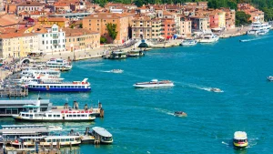 Vận tải đường biển từ cảng Hồ Chí Minh đi cảng Venice