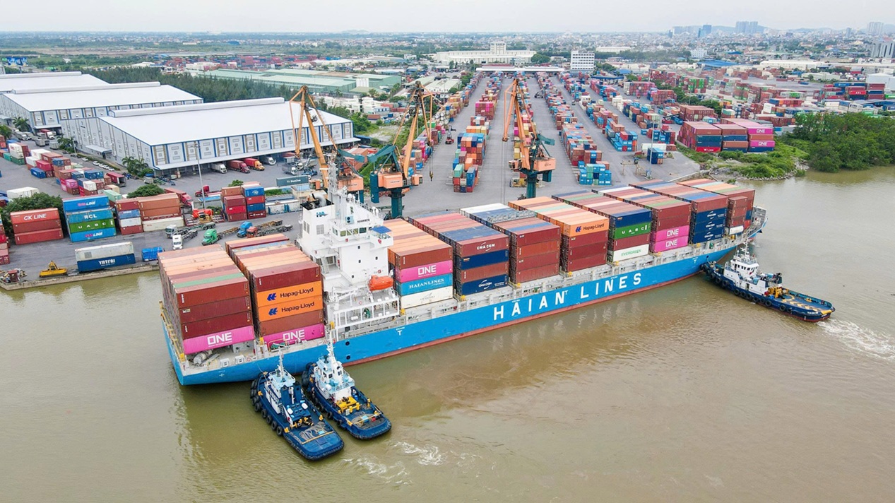 Công ty Cổ phần Vận tải và Xếp dỡ Hải An (HAH) ra mắt Bộ Nhận Diện Thương Hiệu Mới: Diện Mạo Mới – Tầm Nhìn Mới