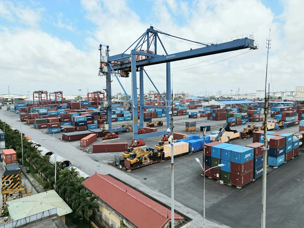 Cước vận tải biển giảm trên một số tuyến chính vì căng thẳng thương mại toàn cầu