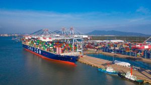 Cảng biển tăng cường số hóa để phục vụ hàng chính ngạch