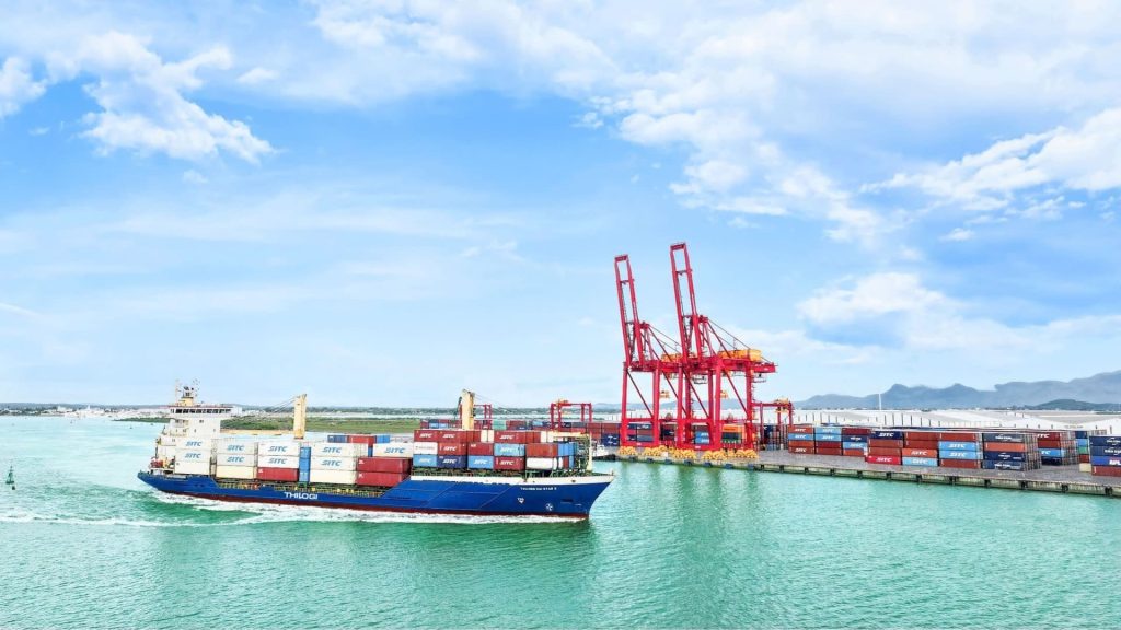 Liên minh hãng tàu như Gemini Cooperation, Premier Alliance hoặc Ocean Alliance thay đổi mạng lưới tuyến