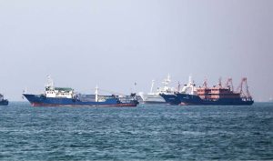 Vận tải biển qua eo biển Hormuz vẫn duy trì hoạt động giữa bất ổn địa chính trị