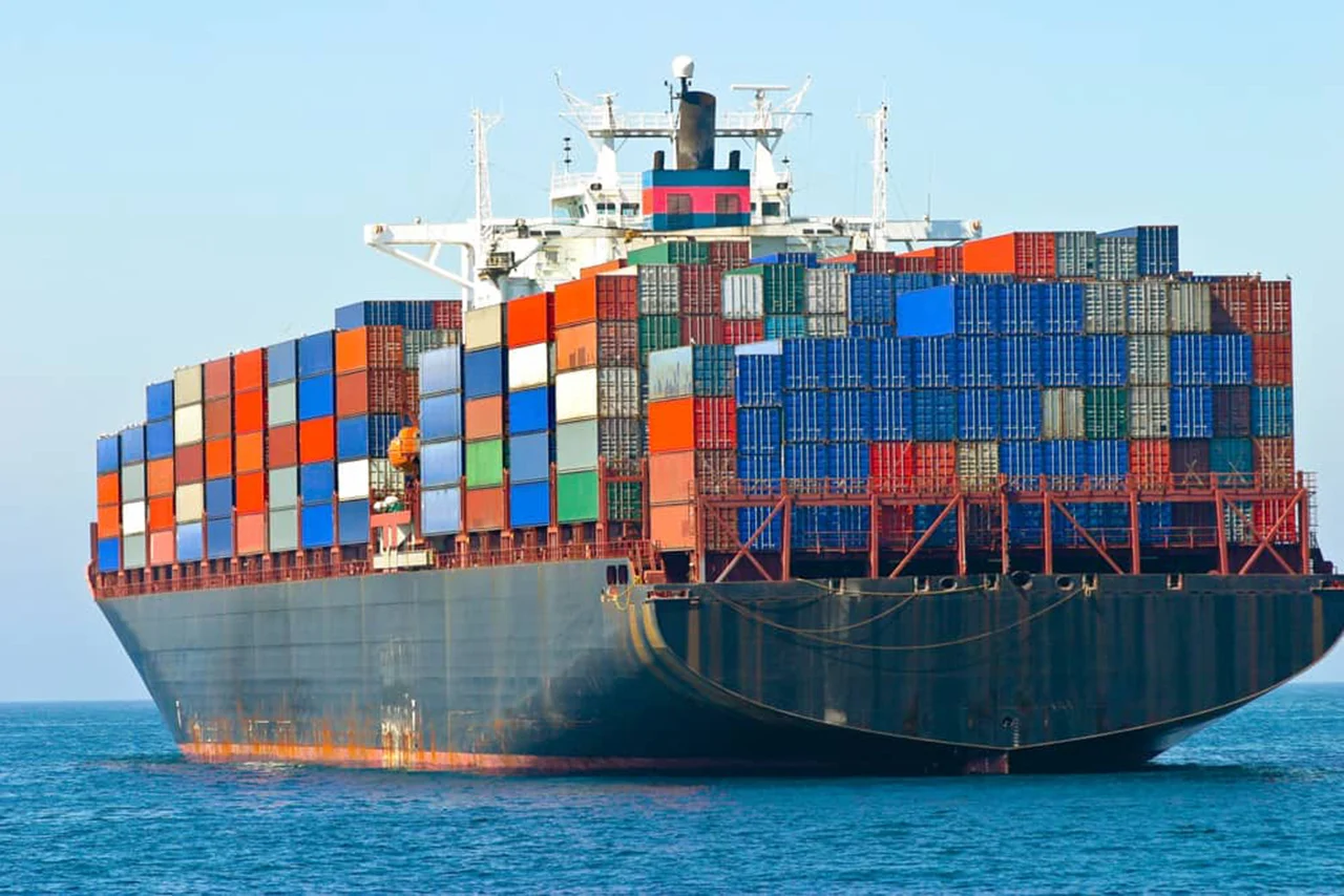 Biến động giá nhiên liệu ảnh hưởng đến cước vận tải quốc tế