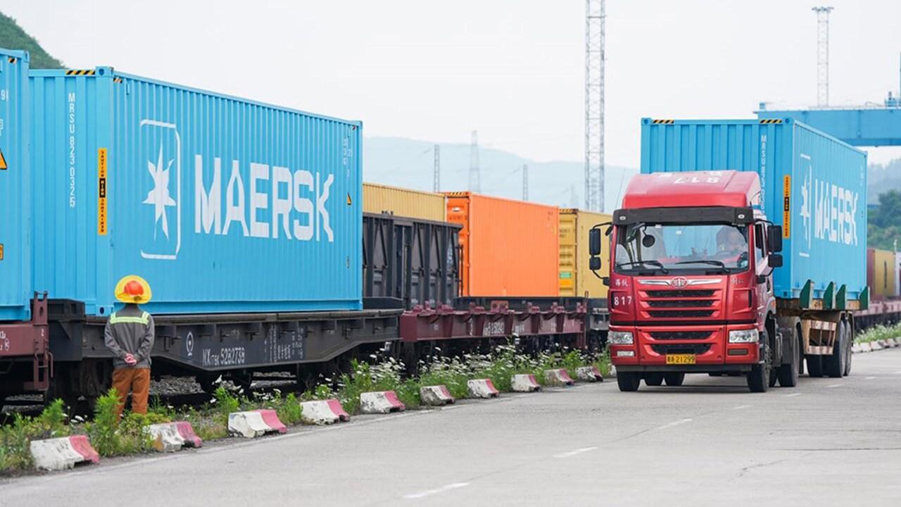 Maersk kêu gọi đầu tư mạnh vào cảng, đường sắt và trucking để giảm điểm nghẽn logistics