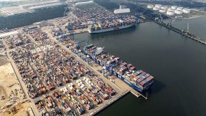 Cảng Gdańsk lập kỷ lục về sản lượng hàng hóa và container trong nửa đầu năm 2026