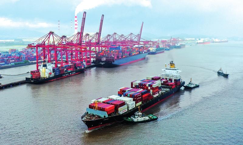 Châu Á đối mặt tình trạng tắc nghẽn cảng, ảnh hưởng 2,4 triệu TEU